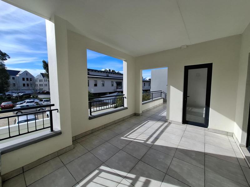 To Let 2 Bedroom Property for Rent in Paardevlei Western Cape